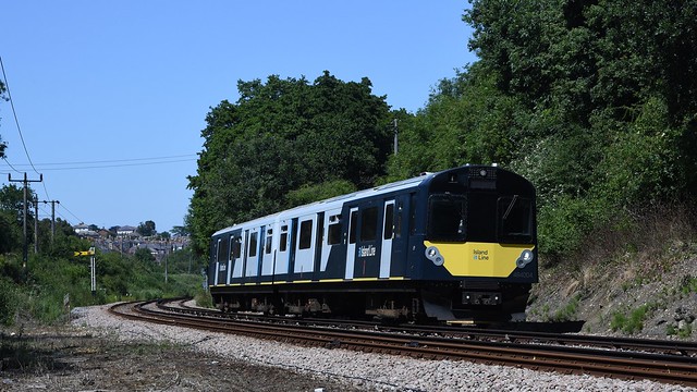 SWR 484004 - Swanmore Meadows
