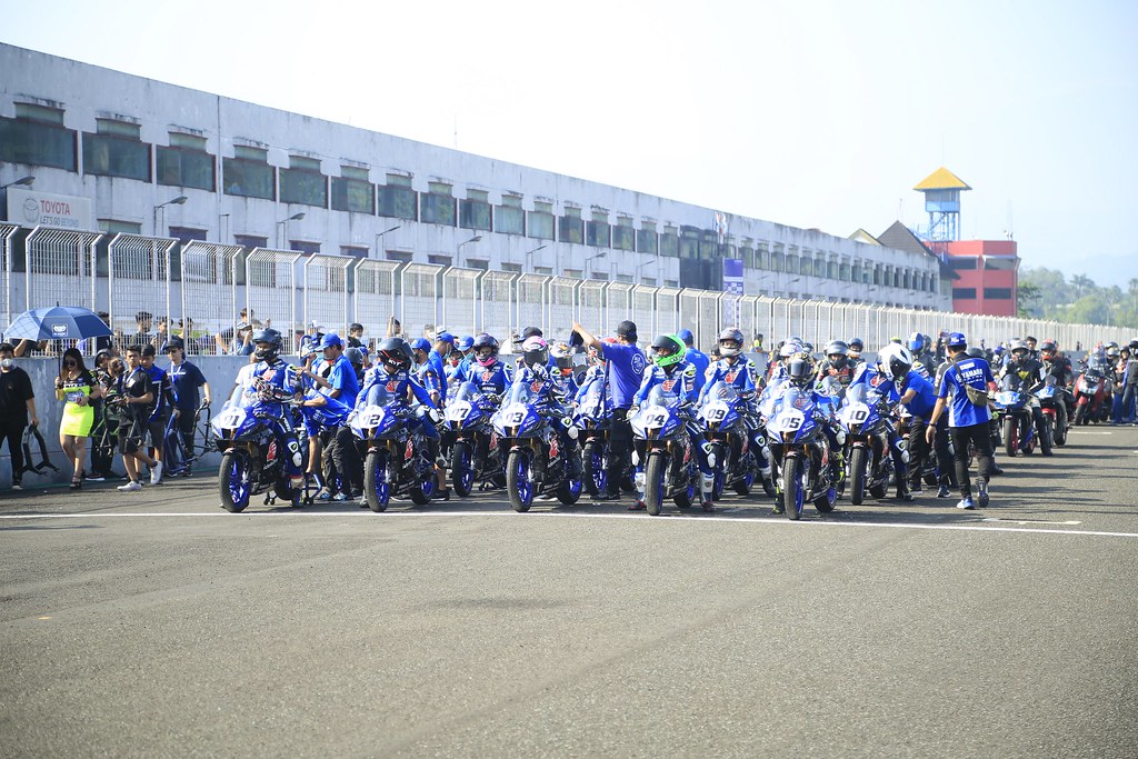 Kemeriahan seri perdana Idemitsu bLU cRU Yamaha Sunday Race 2022