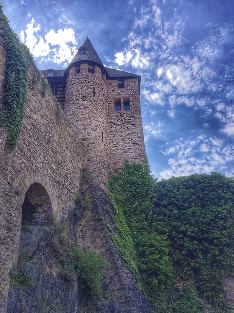 ‘The Hengebach castle in the beautiful German city of Heimbach in the Eifel region is a castle with a story’