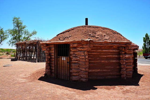 Hogan and summer shed - Welcome Center - Canyon de Chelly tour - Navajo Nation