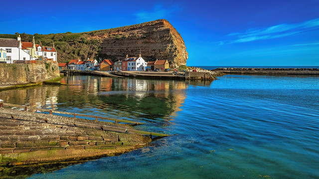 Clear Blue Staithes