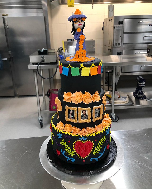 Cake by Mimi's Sweets