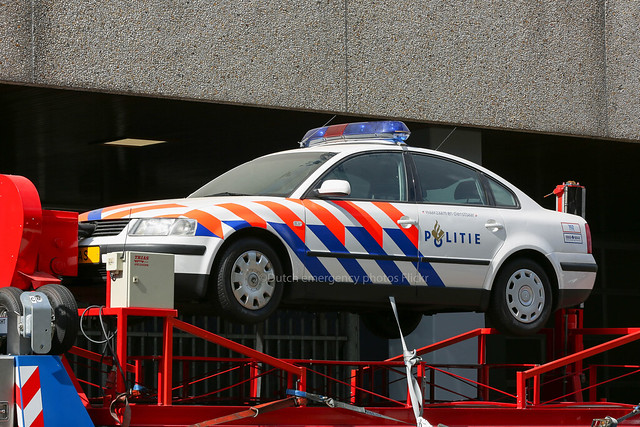 Dutch police Volkswagen Passat