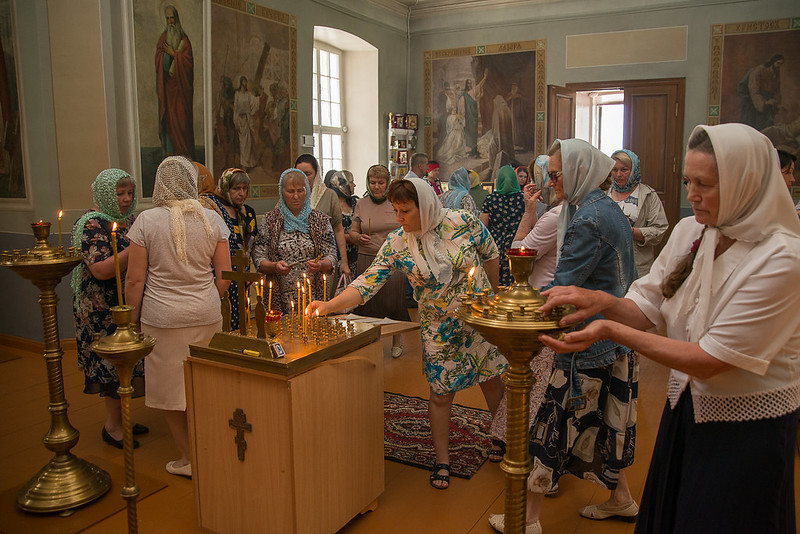 Панихида в церкви Михаила Архистратига. Фото 3. Фотограф Александр Семенов