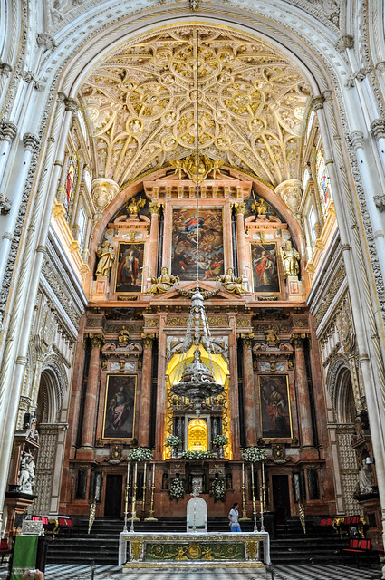 Le maître-autel et le retable de la Capilla Mayor de la Mezquita de Cordoue (Córdoba), Espagne!
