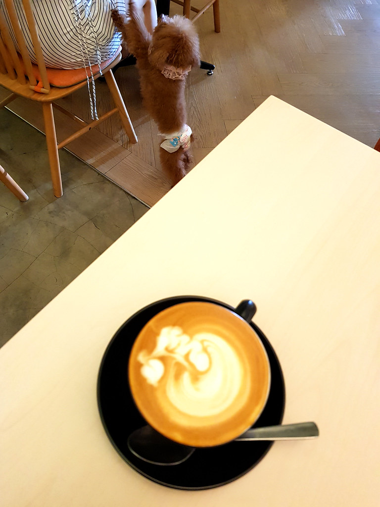 拿鐵 Latte rm$11 @ Espoir Cafe SS15