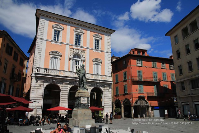 Pisa, Piazza Garibaldi