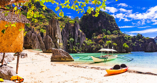 Island hopping - incredible El Nid. From Heading to the Philippines? Our 10 Best Travel Tips