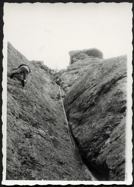 ArchivTappen29(9A)44 Klettern, Deutschland, 1950er