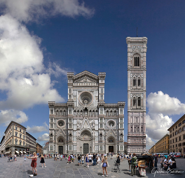 Daily life to Cattedrale di Santa Maria del Fiore, Piazza del Duomo, Firenze, Italia