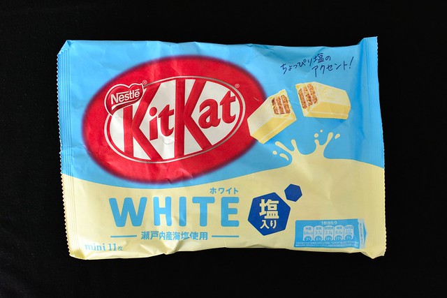 Kit-Kat: White with Salt (2022)
