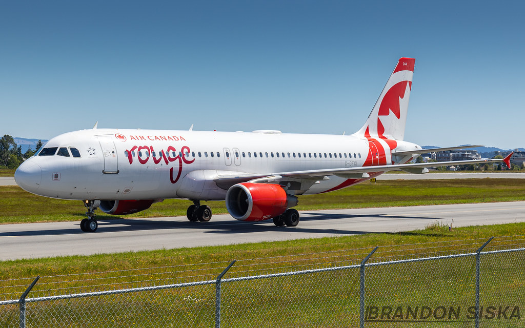 C-GFCI Air Canada Rouge Airbus A320-214@YYJ 26Jun22