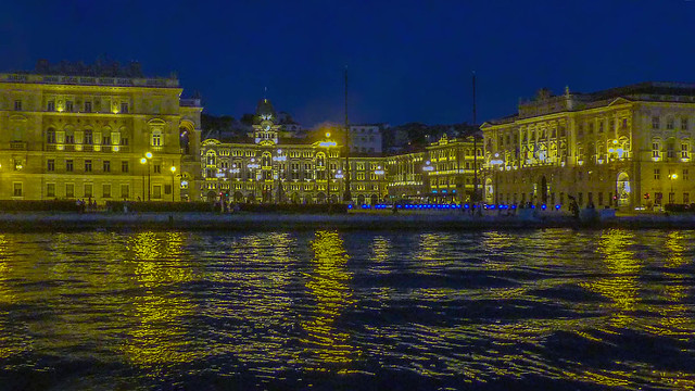 Notturno a Trieste