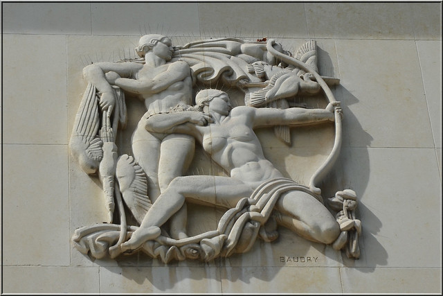 2022.05.14.055 PARIS - Palais de Tokyo - Bas relief - Hercules de Léon Baudry