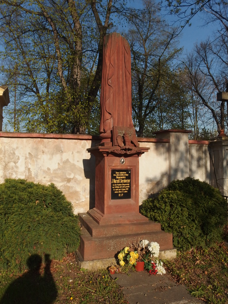 hrob J. Marzella Sternbergera v Kadani
