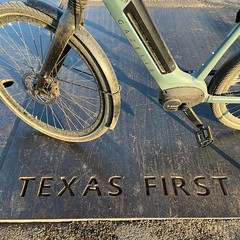 Todayu2019s bicycle commute photo: Good and Badu2026 #bicycle #commute #austin