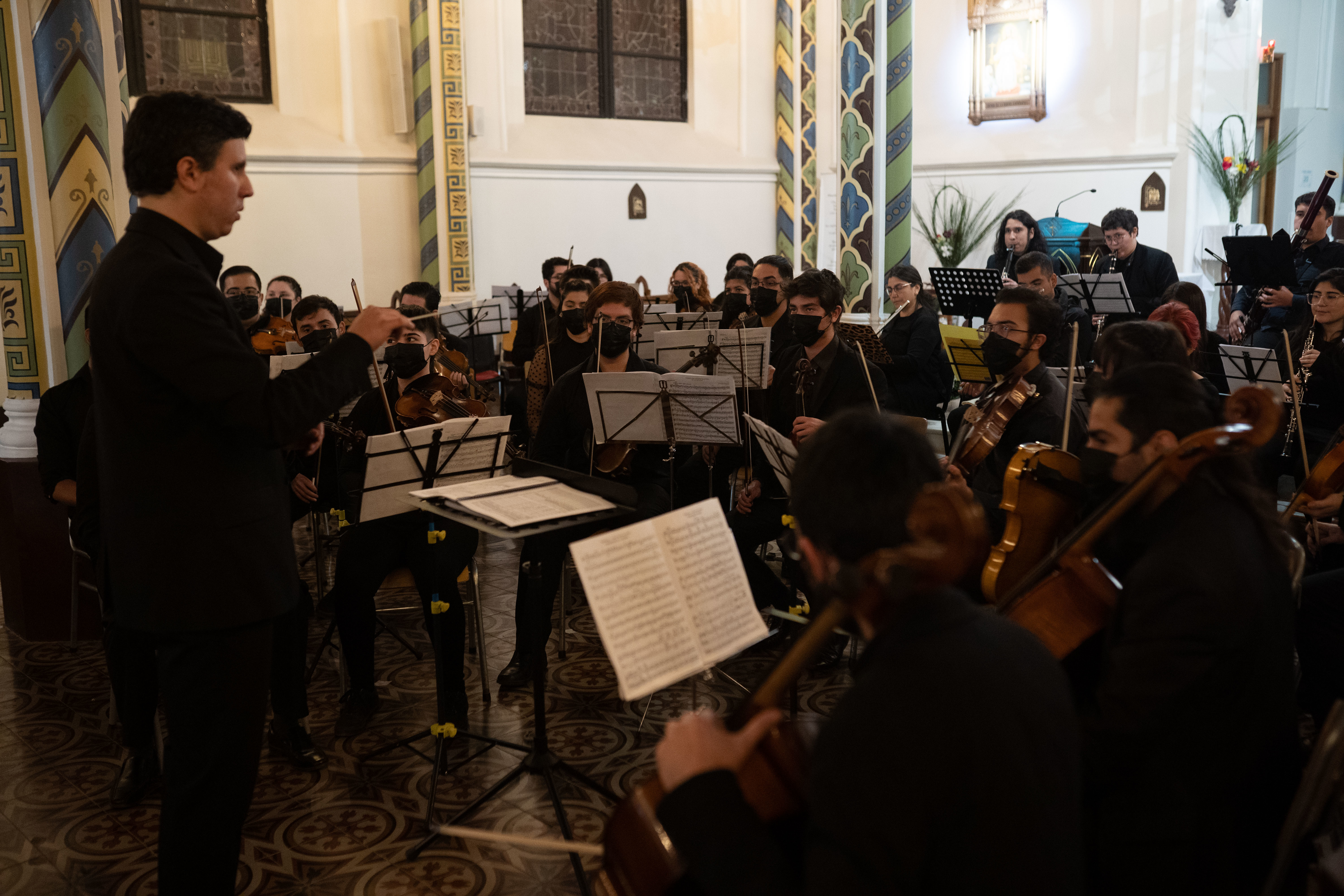 Orquesta UAHC en Iglesia San Saturnino