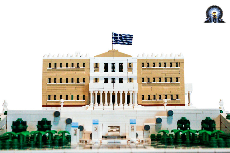Η βουλή των Ελλήνων με LEGO 52185282909_5fa9cbb45a_c