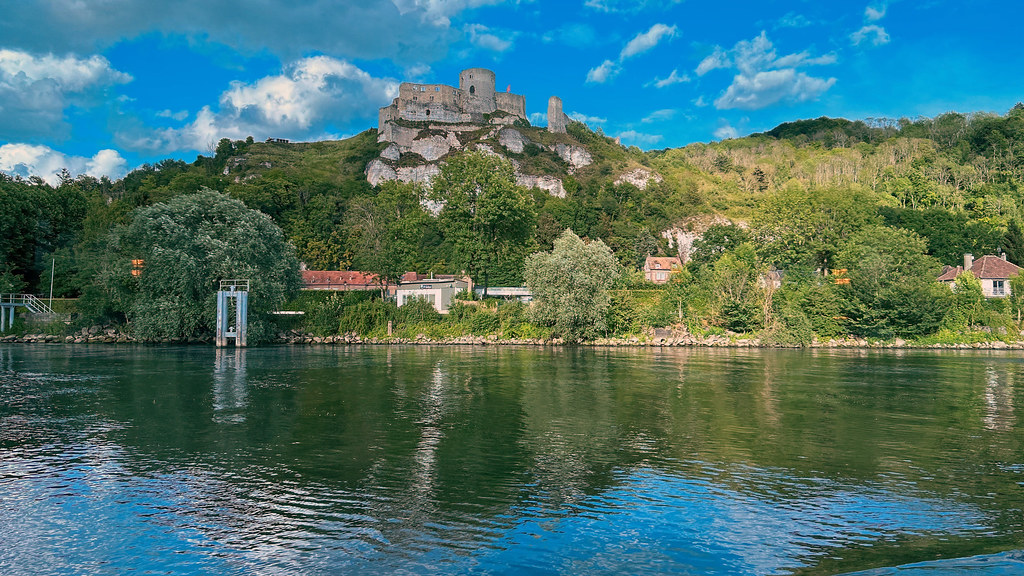 Castle on the Seine