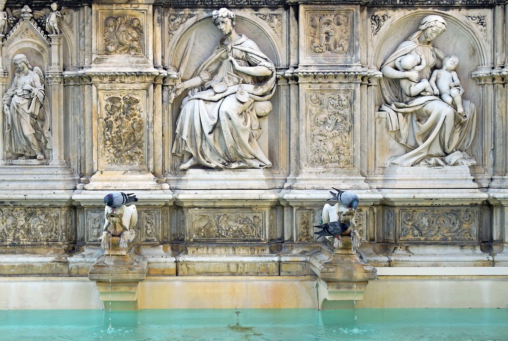 Fountain in Piazza del Campo, Siena