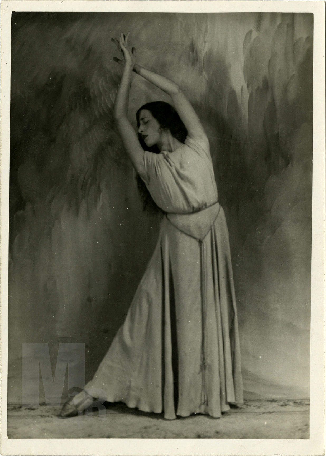 Giannina Censi con un costume di scena di ispirazione medieval-religiosa, ca. 1930 [# 2] | src MART · Fondo Giannina Censi