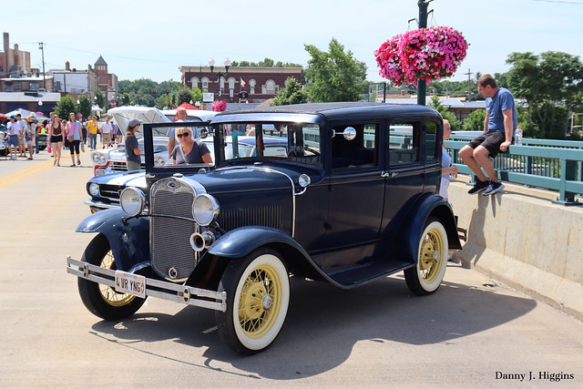 The 2022 The Petunia Festival Car Show in Dixon Illinois.  IMG_0324