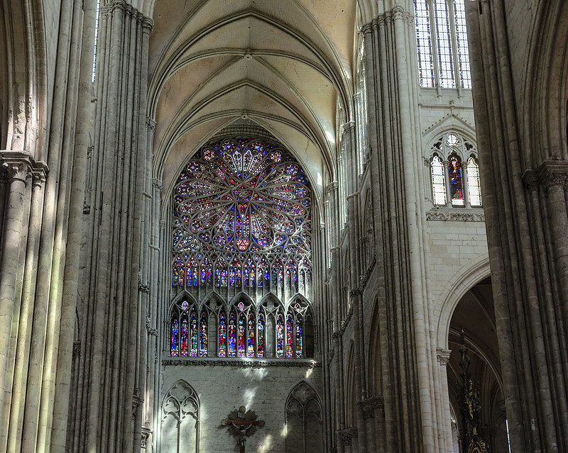 Rose du croisillon nord du transept de la cathédrale d'Amiens
