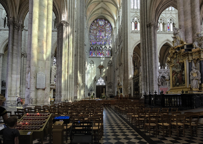 Croisillon nord du transept de la cathédrale d'Amiens
