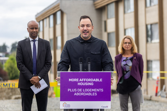 Canada and British Columbia fund nearly 140 homes under construction in Esquimalt