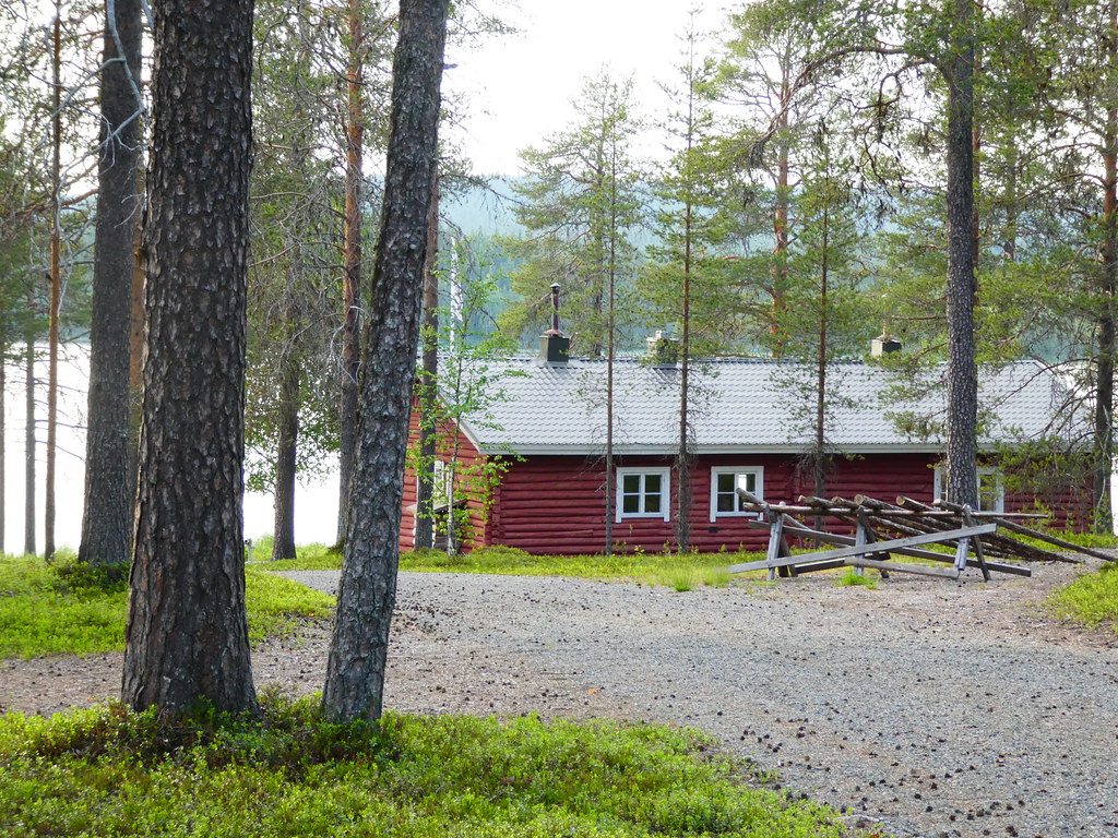 Ronola, the former lumberjack's sauna in Yllas