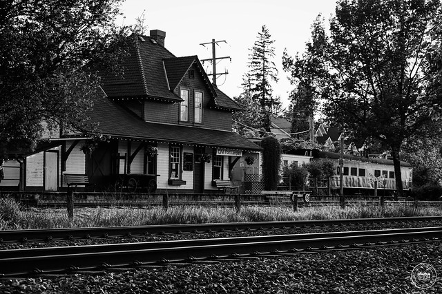 CANADIAN NORTHERN (CN) RAILWAY STATION circa. 1915