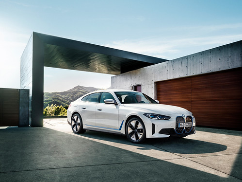 Euro NCAP: Alfa Romeo Tonale e Cupra Born recebem 5 estrelas mas o BMW i4 fica apenas com 4 estrelas nos níveis de segurança