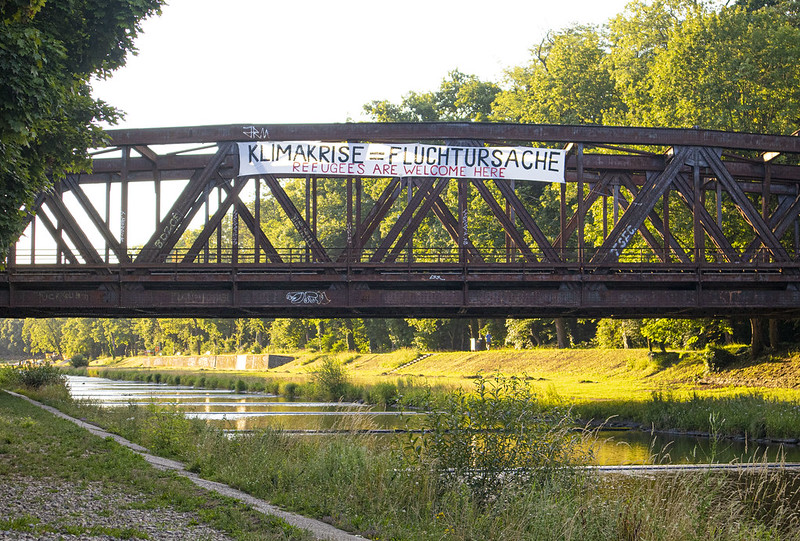 Banner alte Wiese-Eisenbahnbrücke