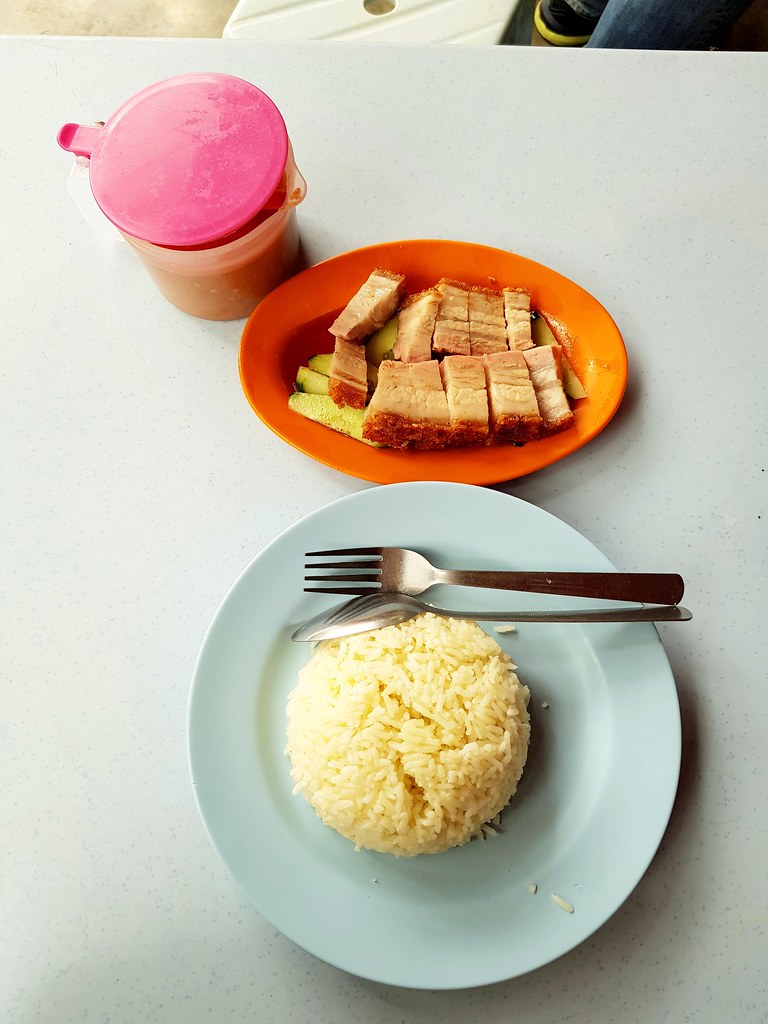 (12:12pm - 1:00pm wait time) 燒肉飯 Roasted Pork rice rm$23 @ 王美記 Wong Mei Kee KL Imbi