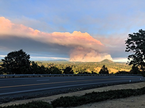 4july2022 edited jackson california northerncalifornia fire smoke electrafire airplanes firesuppression jacksonbutte hdr