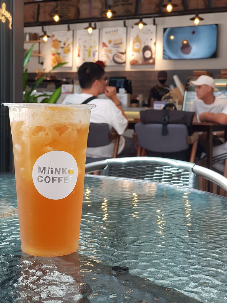 百香果茶 Passion Fruit Tea rm$14.60 @ MiiNK Coffee in 吉隆坡三井啦啦宝都购物公园 Lalaport BBCC, KL