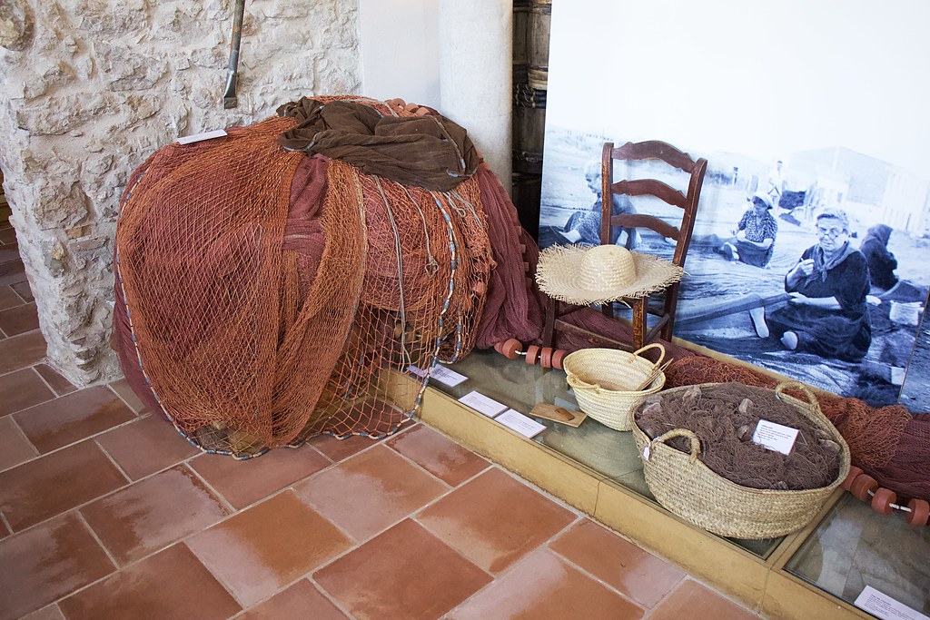 Redes en el museo de la anchoa en L'Escala Redes en el museo de la anchoa en L'Escala