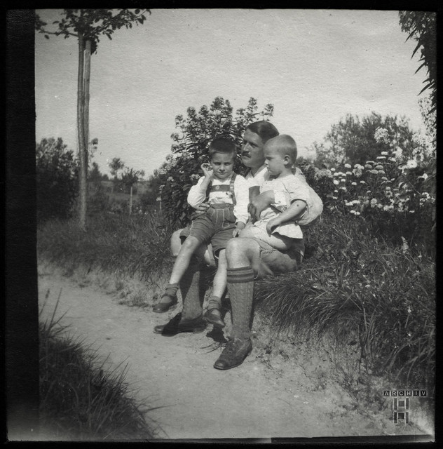 ArchivTappen29(Album1b)192 Familienalbum aus Bayern, 1920er