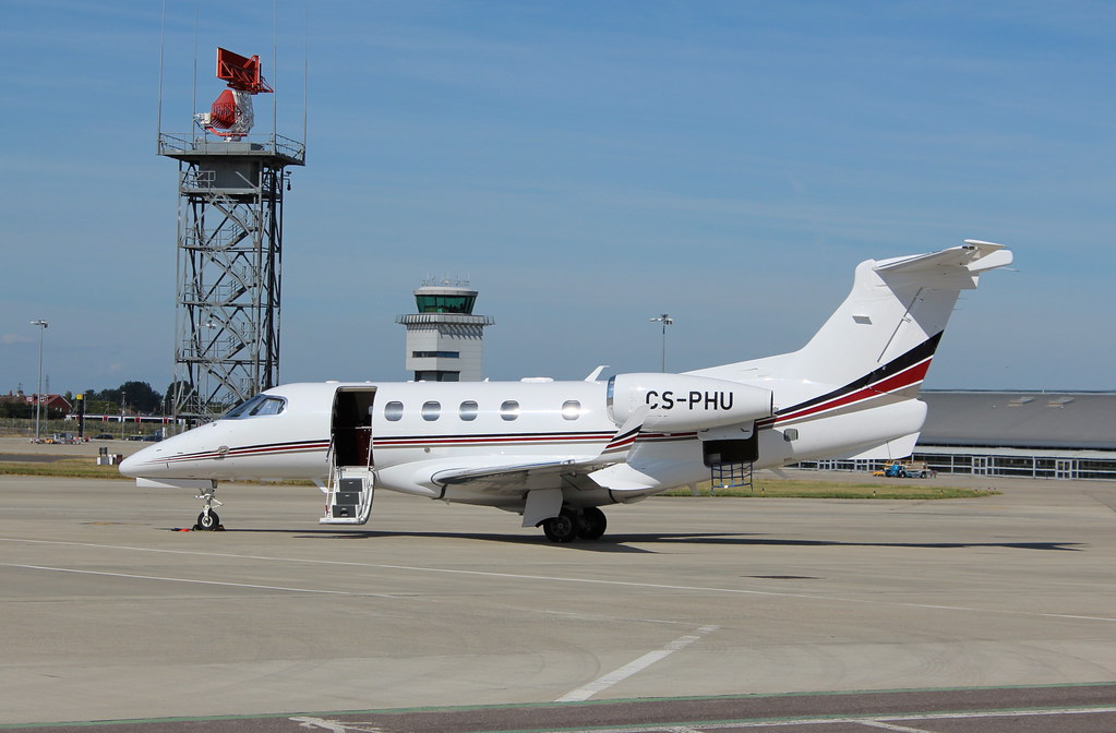 CS-PHU Embraer EMB-505 Phenom 300