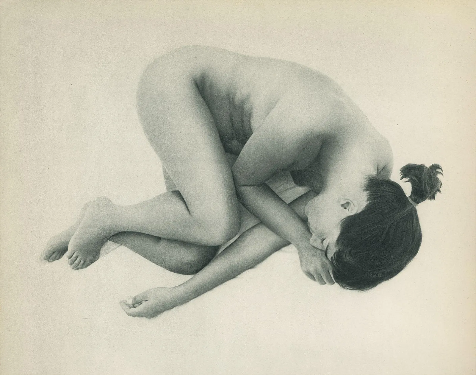 Fritz Henle (Germany, 1909 - 1993) :: Female nude, ca. 1954. Vintage photogravure. | src liveauctioneers