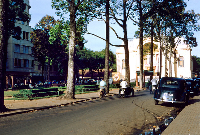 SAIGON 1953 - Théâtre municipal