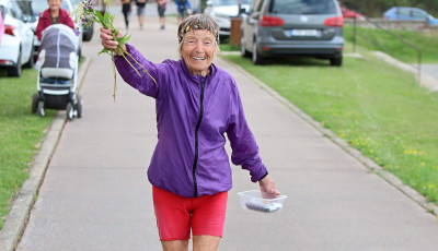 82letá Sigrid cestuje za svými maratony napříč Evropou, má jich více než 2300
