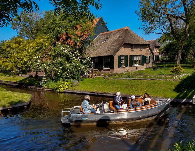 Going out / Giethoorn / The Netherlands