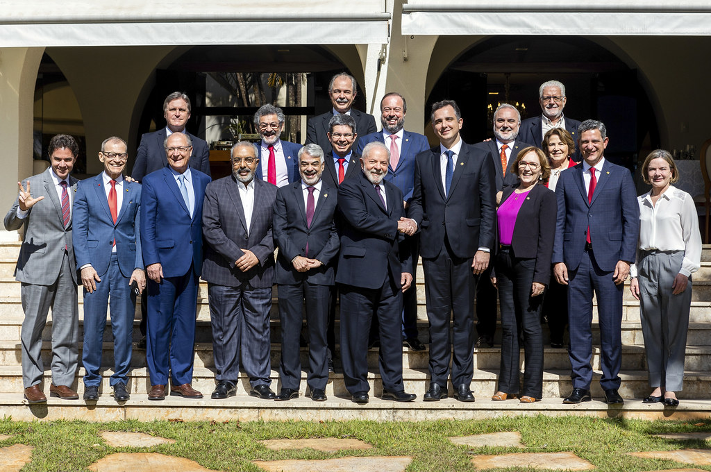 Lula lidera pesquisa para Senado no PE com apoio de Marília e Humberto
