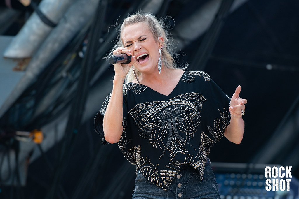 Carrie Underwood @ Glastonbury Festival 2019