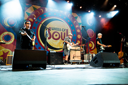 Los Lobos