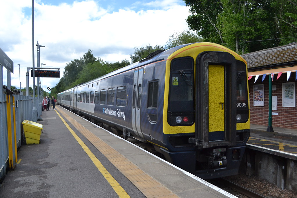 Swr Sprinter South Western Railway Express Sprinter 159005 | Seen at Temp… | Flickr