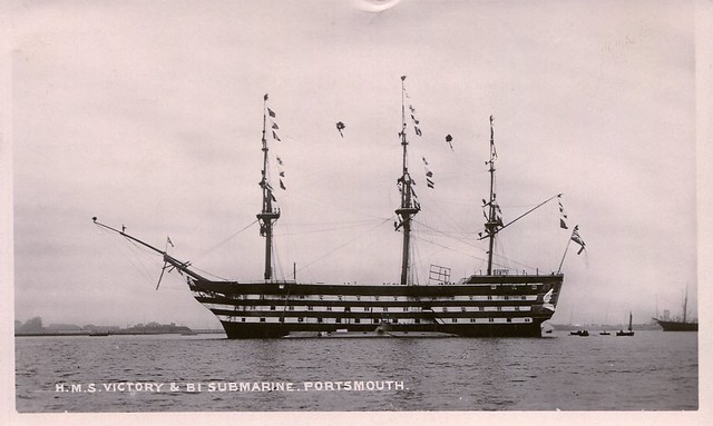 HMS Victory and HM Submarine B1 - Portsmouth - Postcard