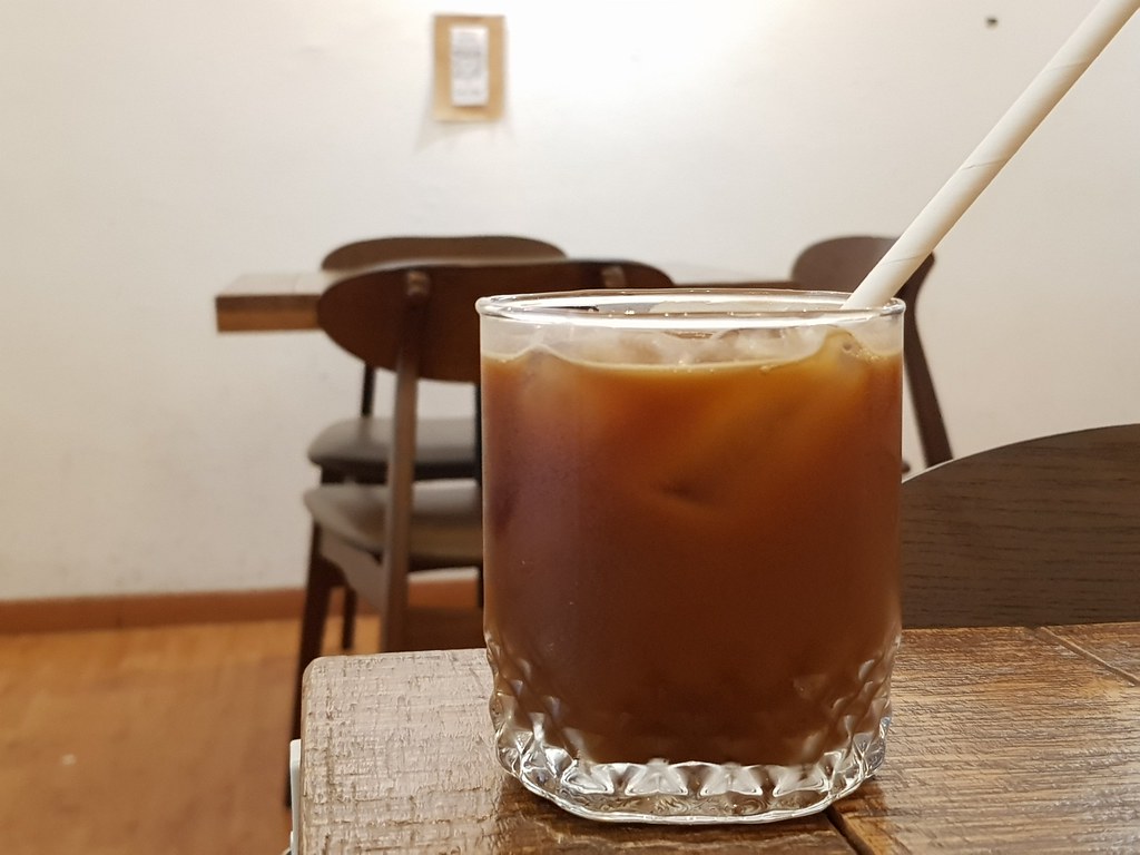 橙汁加濃縮咖啡 Unexplainable (Orange Juice + Espresso) rm$13 @ 95 Degrees Art Cafe SS15