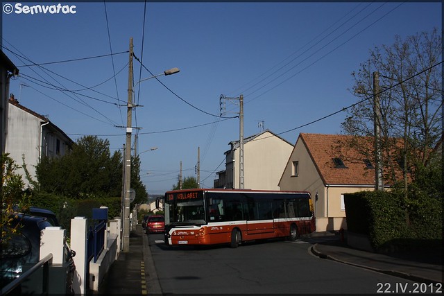 Irisbus Citélis 12 – Setram (Société d'Économie Mixte des TRansports en commun de l'Agglomération Mancelle) n°118